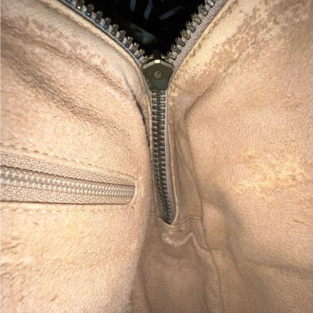 GUCCI - Picture 11 of 11